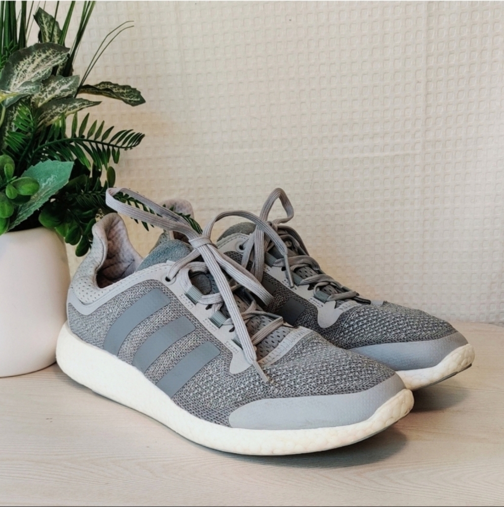Adidas Men's Boost Running Shoes Gray Size 11.5